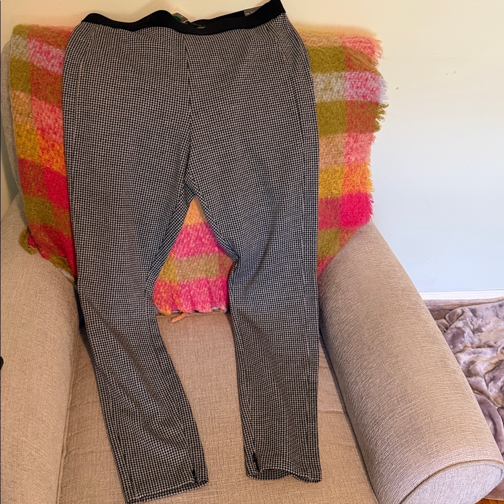 NWT Talbots Black & White Houndstooth Leggings